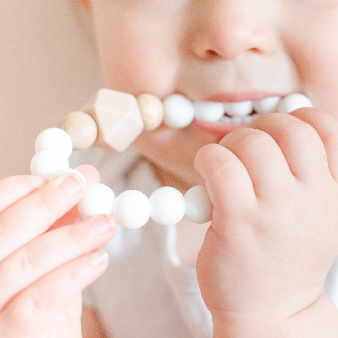 Adult Silicone Teething Bracelet - Gemstone in Feather Gray - Glitter & Spice